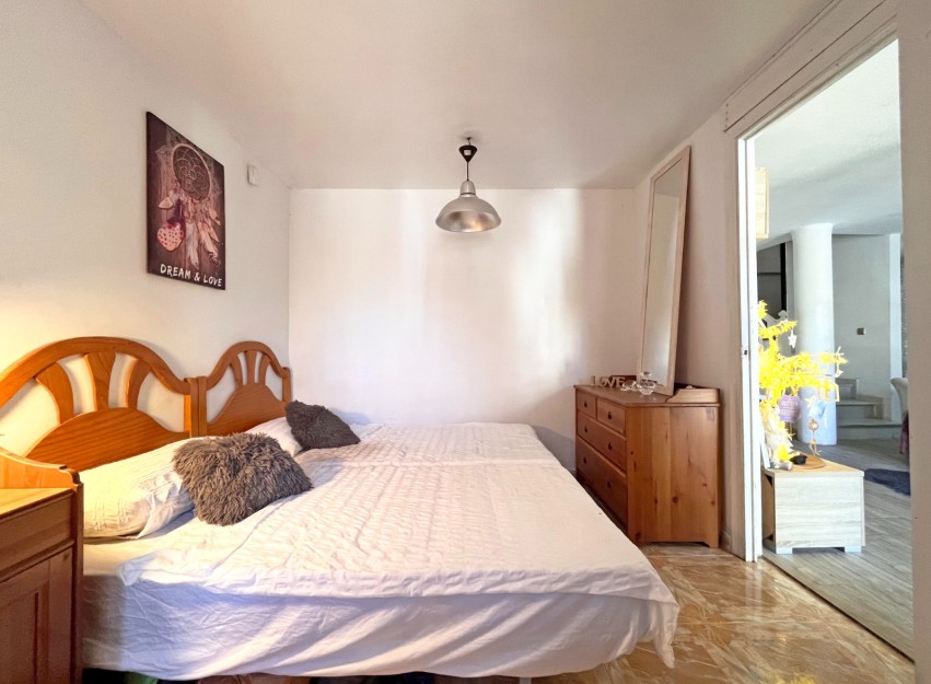 Herverkoop - Villa - Orihuela Costa - La Zenia