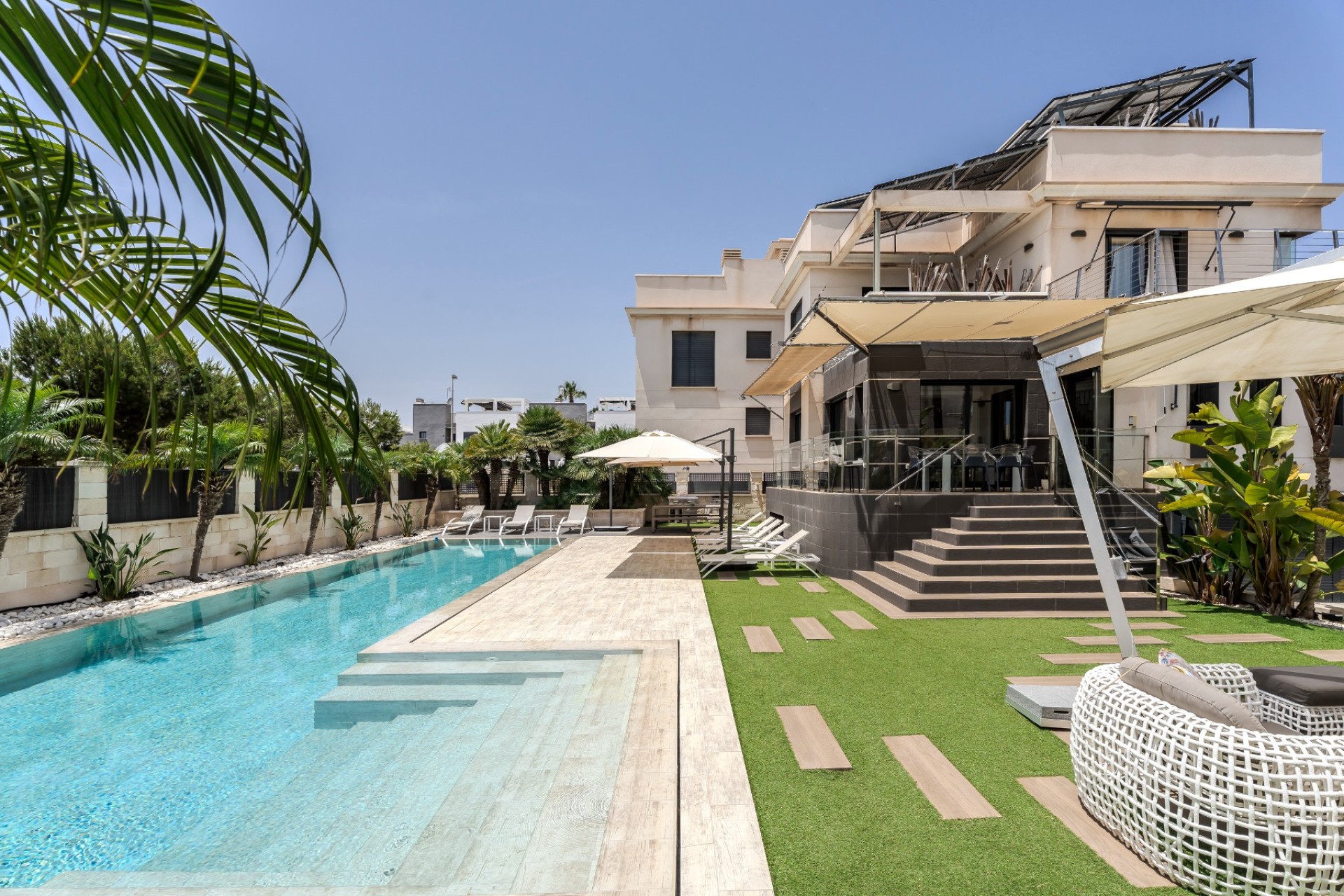 Herverkoop - Villa - Orihuela Costa - La Zenia