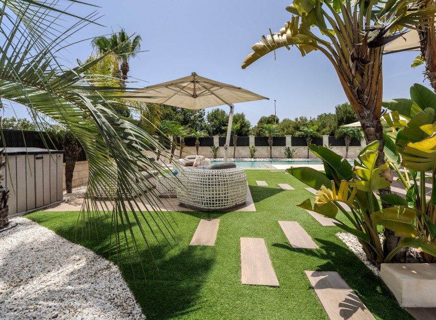Herverkoop - Villa - Orihuela Costa - La Zenia