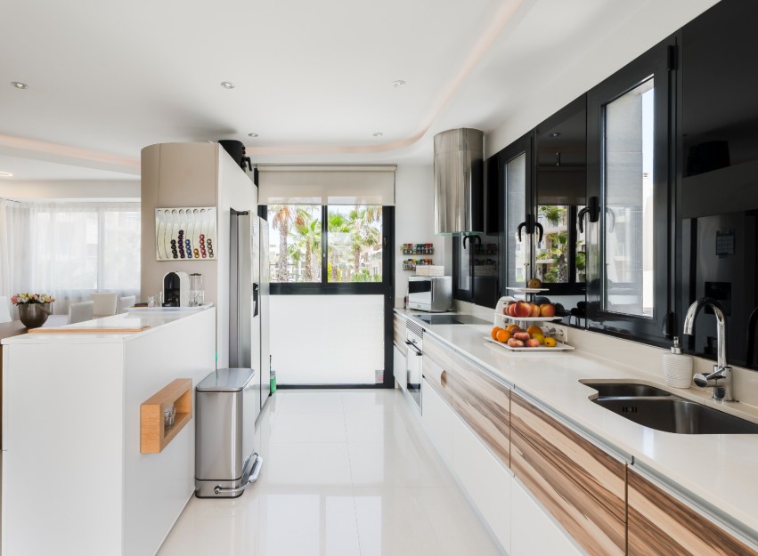 Herverkoop - Villa - Orihuela Costa - La Zenia
