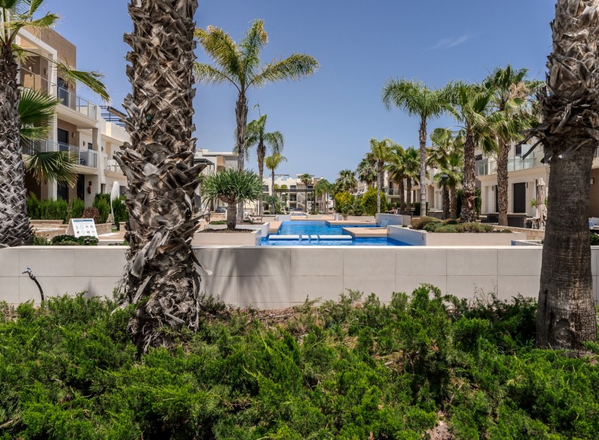 Herverkoop - Villa - Orihuela Costa - La Zenia