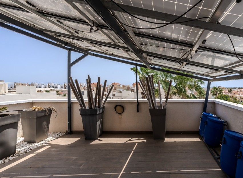 Herverkoop - Villa - Orihuela Costa - La Zenia