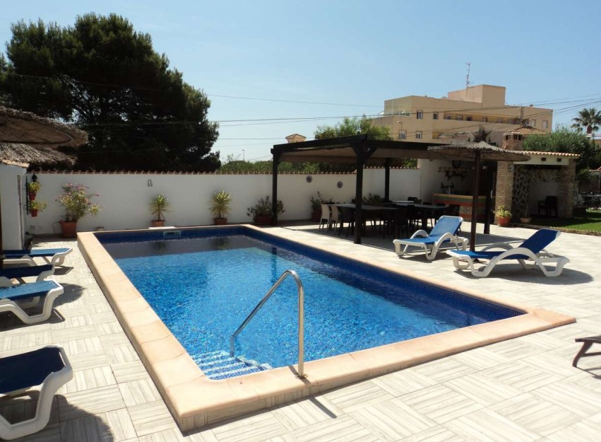 Herverkoop - Villa - Orihuela Costa - Lomas De Cabo Roig