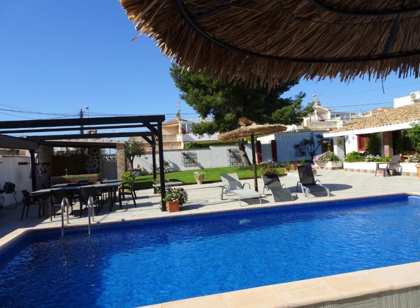 Herverkoop - Villa - Orihuela Costa - Lomas De Cabo Roig
