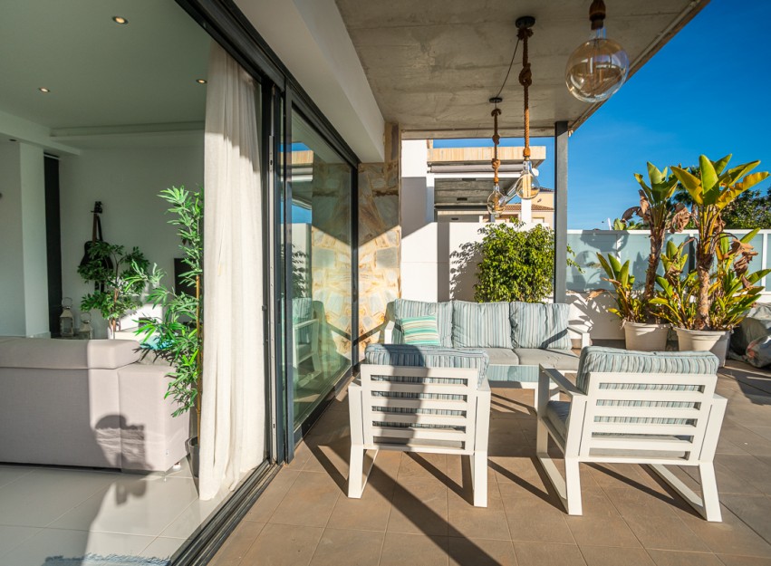 Herverkoop - Villa - Orihuela Costa - Lomas De Cabo Roig