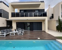Herverkoop - Villa - Orihuela Costa - Lomas De Cabo Roig