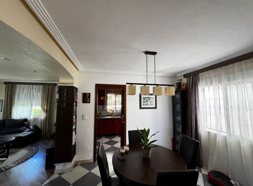 Herverkoop - Villa - Orihuela Costa - Los Altos