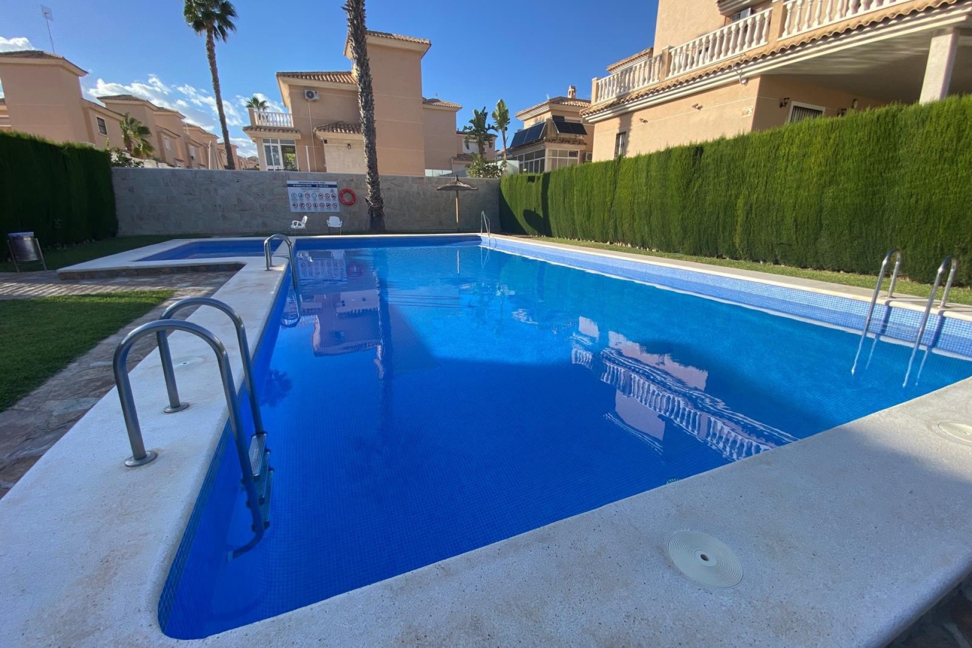 Herverkoop - Villa - Orihuela Costa - Los Altos