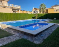 Herverkoop - Villa - Orihuela Costa - Los Altos