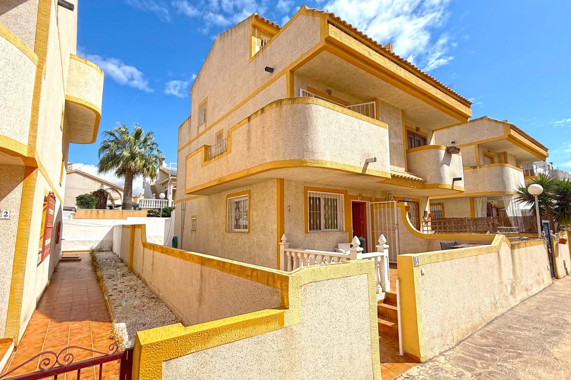 Herverkoop - Villa - Orihuela Costa - Los Altos