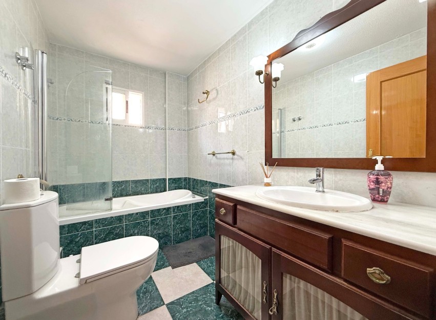Herverkoop - Villa - Orihuela Costa - Los Altos