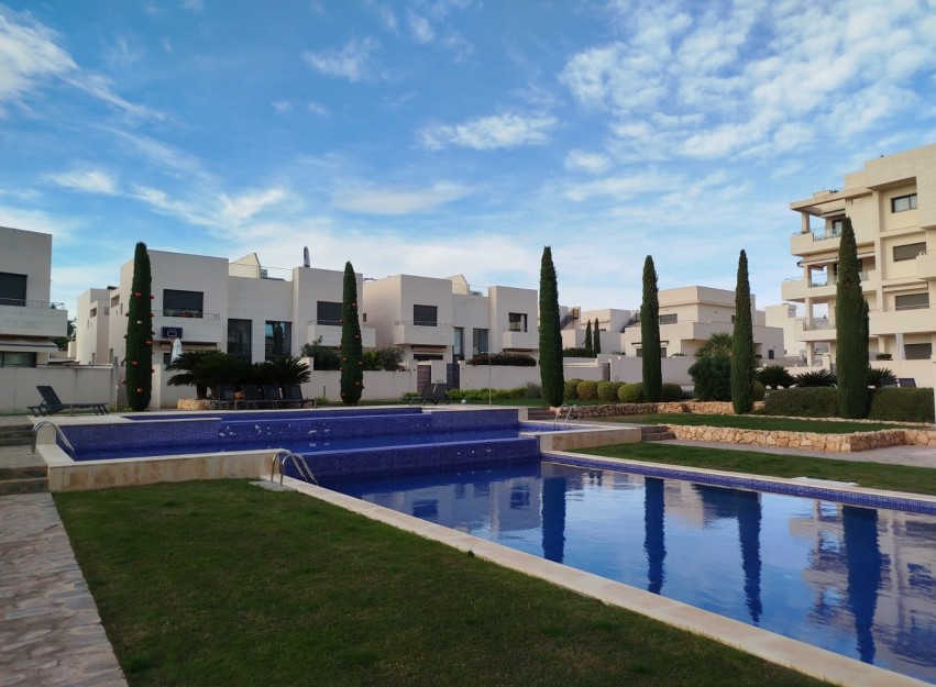 Herverkoop - Villa - Orihuela Costa - Los Dolses