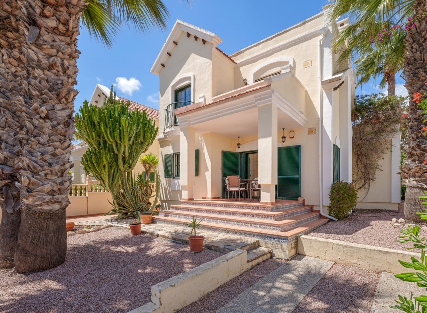 Herverkoop - Villa - Orihuela Costa - Los Dolses
