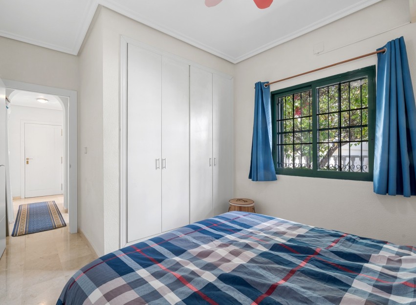 Herverkoop - Villa - Orihuela Costa - Los Dolses
