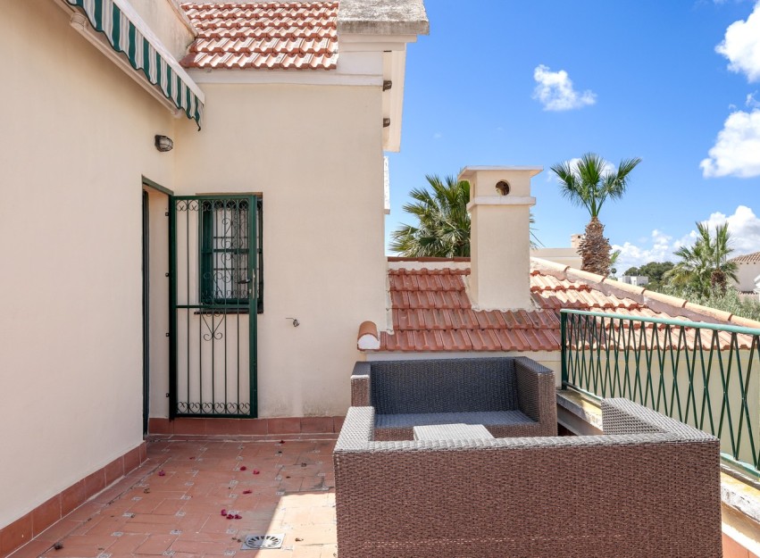 Herverkoop - Villa - Orihuela Costa - Los Dolses