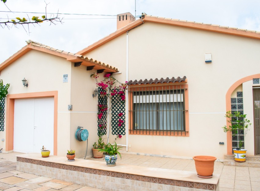 Herverkoop - Villa - Orihuela Costa - MUY CERCA DE LA PLAYA