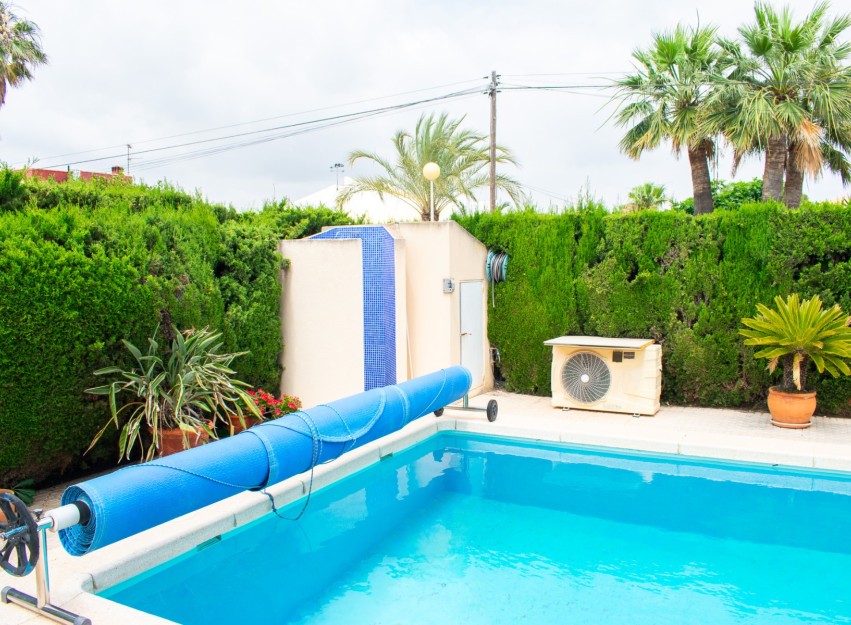 Herverkoop - Villa - Orihuela Costa - MUY CERCA DE LA PLAYA