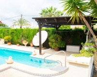 Herverkoop - Villa - Orihuela Costa - MUY CERCA DE LA PLAYA