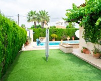 Herverkoop - Villa - Orihuela Costa - MUY CERCA DE LA PLAYA
