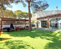 Herverkoop - Villa - Orihuela Costa - Punta Prima
