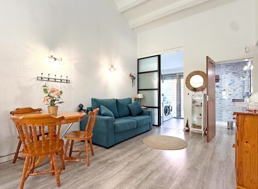 Herverkoop - Villa - Orihuela Costa - Punta Prima