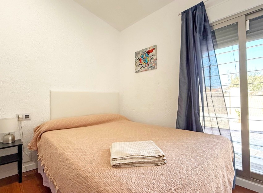 Herverkoop - Villa - Orihuela Costa - Punta Prima
