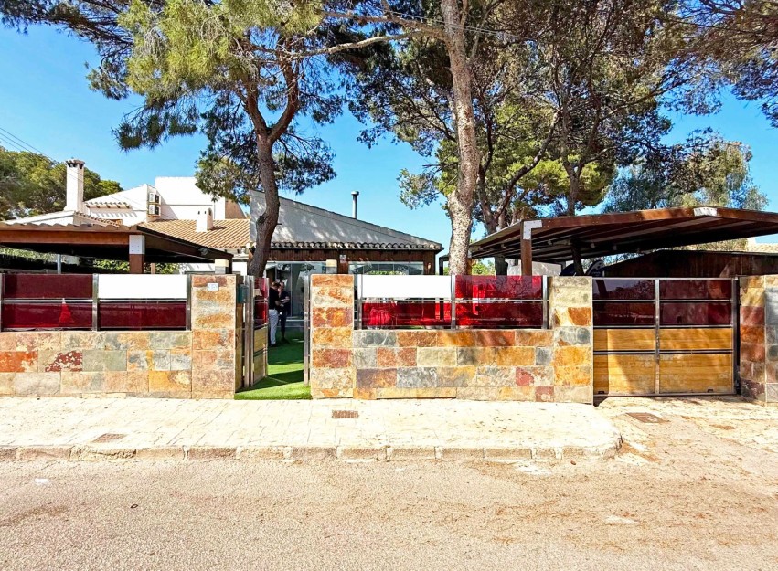 Herverkoop - Villa - Orihuela Costa - Punta Prima