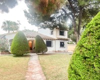Herverkoop - Villa - Orihuela Costa - Punta Prima