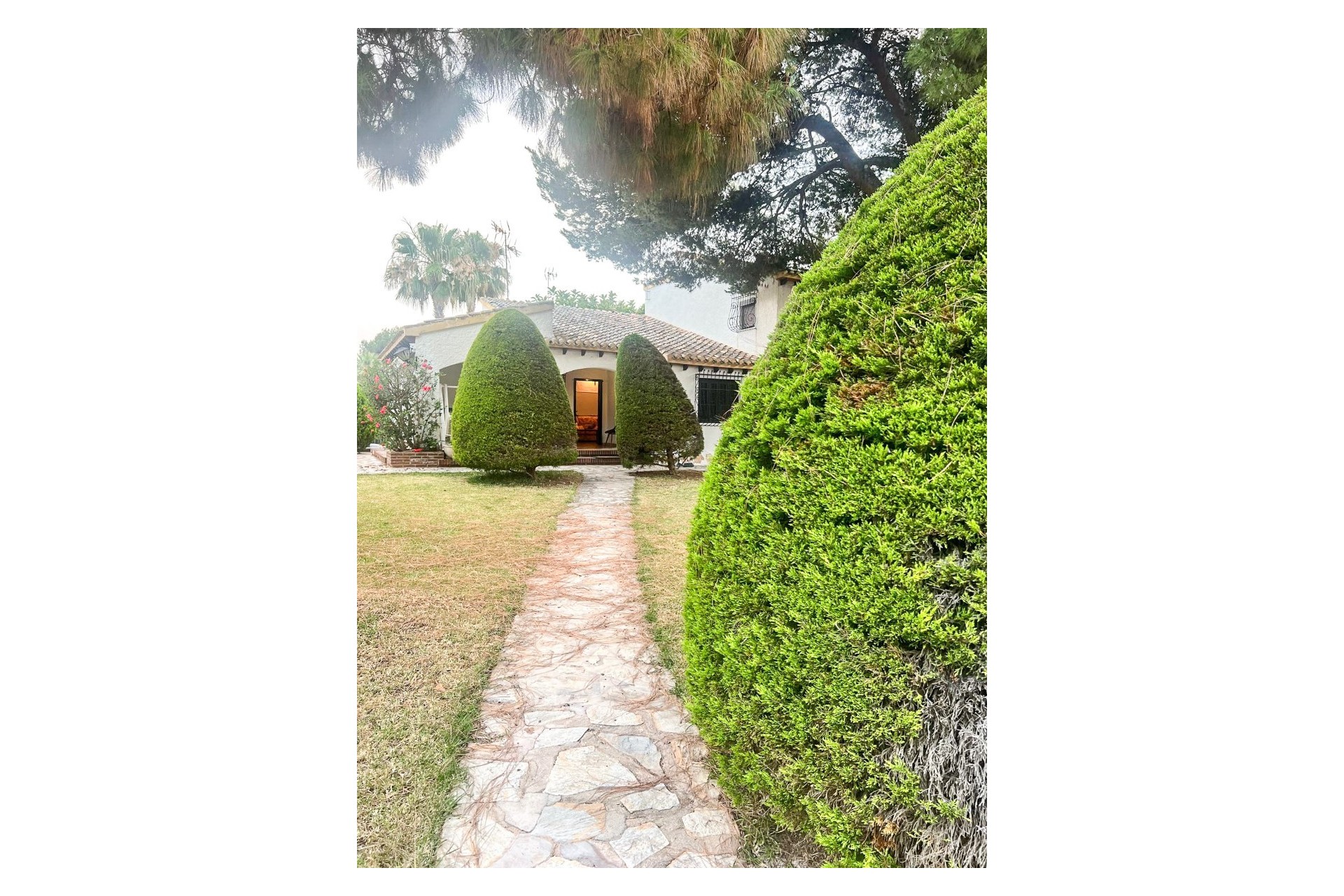 Herverkoop - Villa - Orihuela Costa - Punta Prima