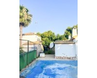 Herverkoop - Villa - Orihuela Costa - Punta Prima