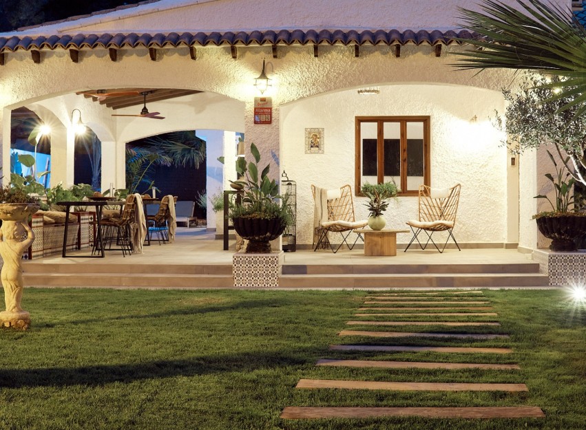 Herverkoop - Villa - Orihuela Costa - Punta Prima