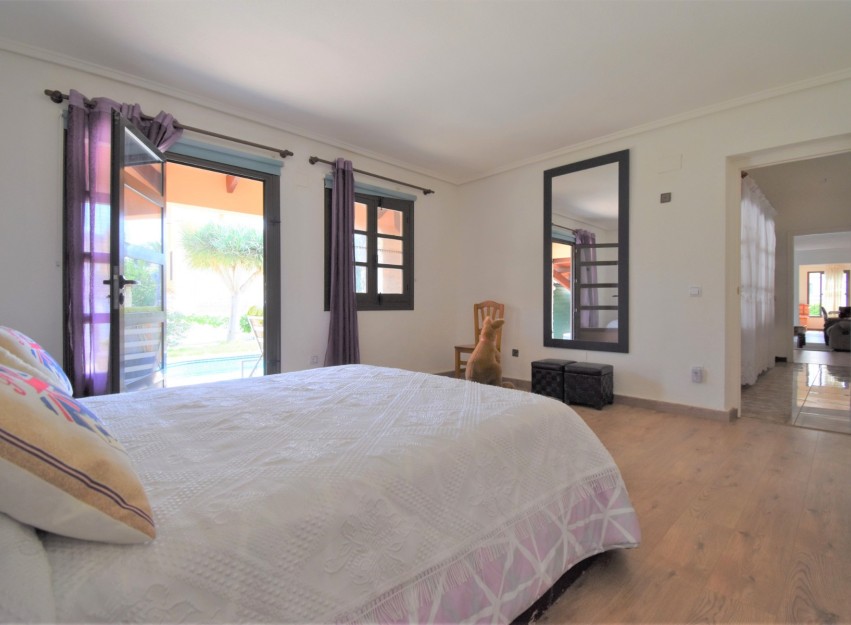 Herverkoop - Villa - Orihuela Costa - Villamartín