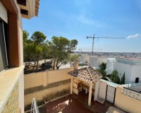 Herverkoop - Villa - Orihuela Costa - Villamartín