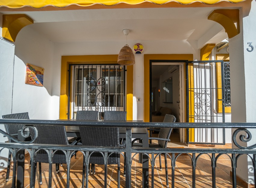 Herverkoop - Villa - Orihuela Costa - Villamartín