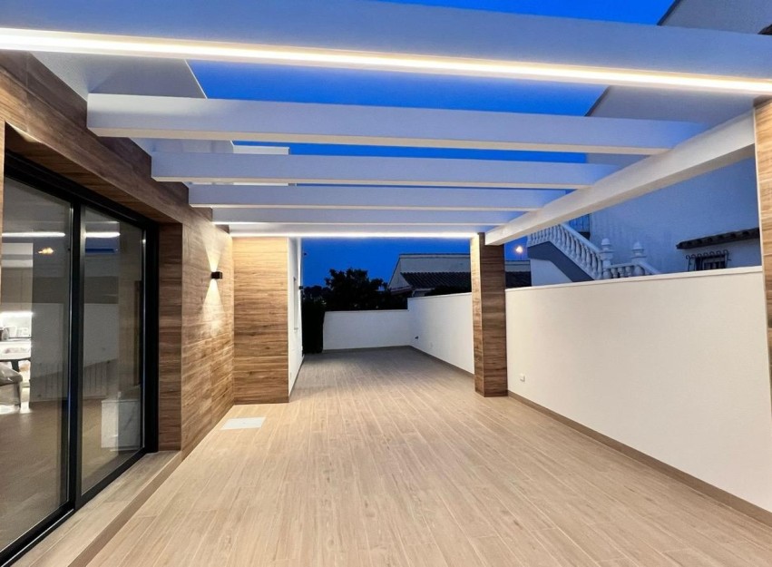 Herverkoop - Villa - Orihuela Costa - Villamartín