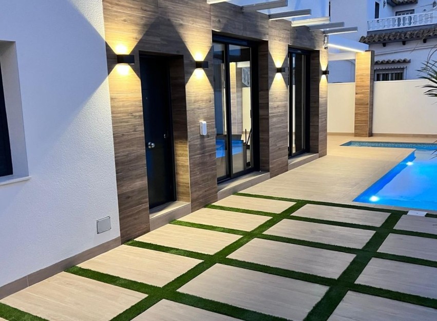 Herverkoop - Villa - Orihuela Costa - Villamartín
