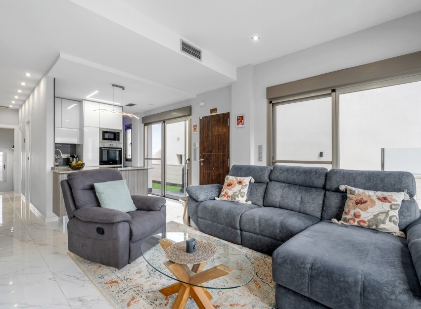 Herverkoop - Villa - Orihuela Costa - Villamartín