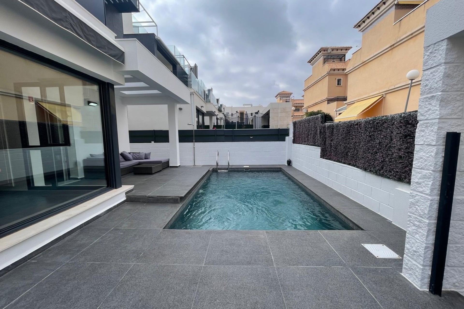 Herverkoop - Villa - Orihuela Costa - Villamartín