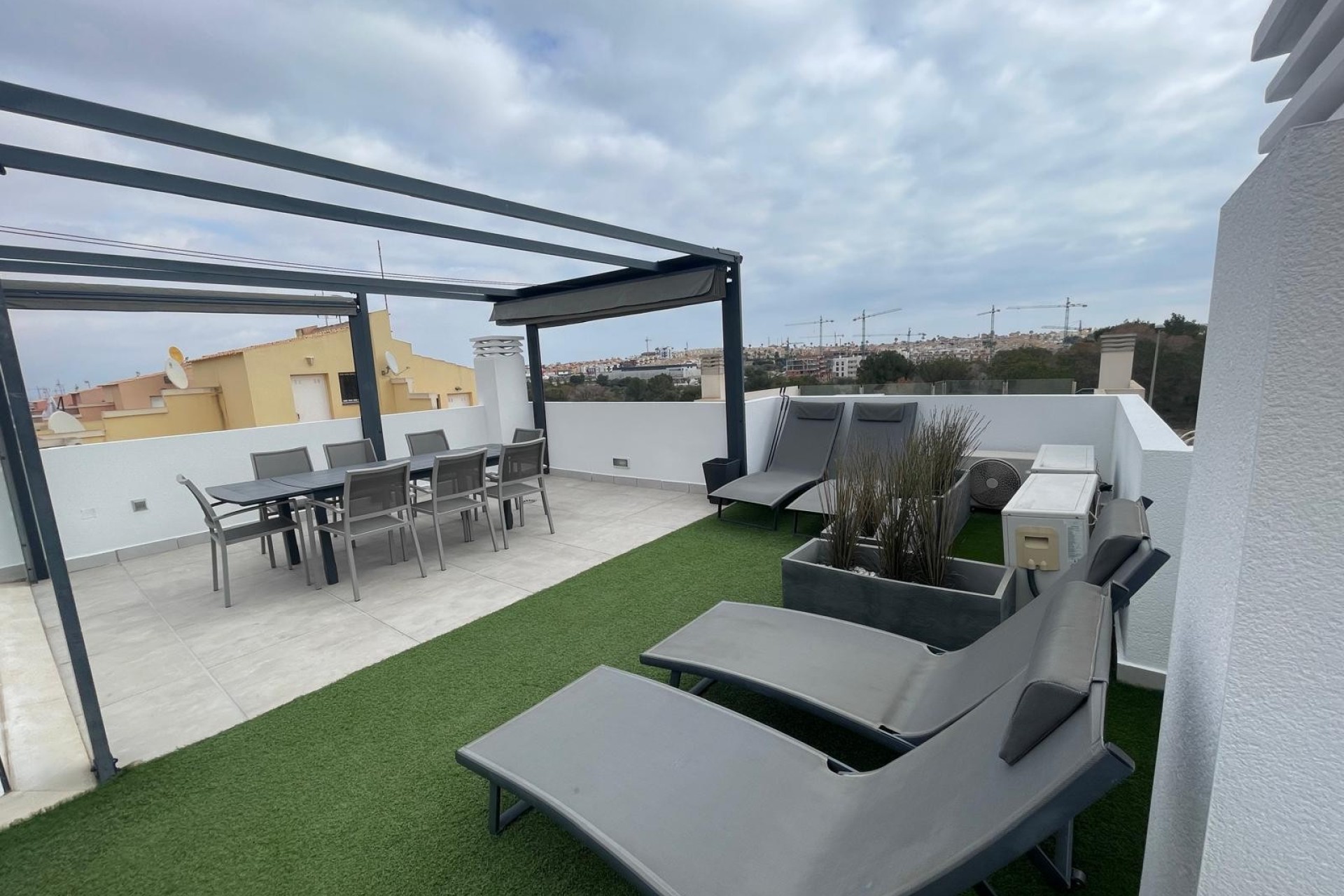 Herverkoop - Villa - Orihuela Costa - Villamartín