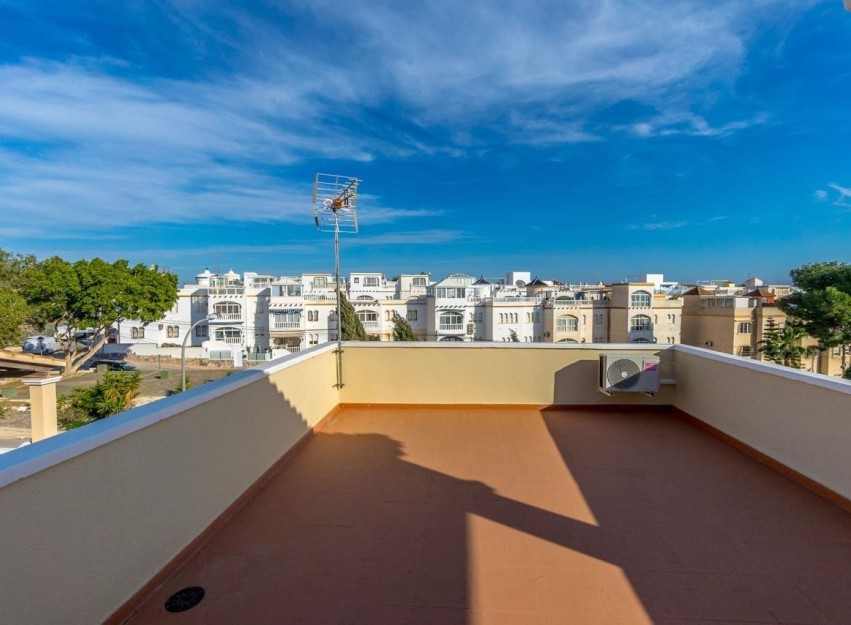 Herverkoop - Villa - Orihuela Costa - Villamartín