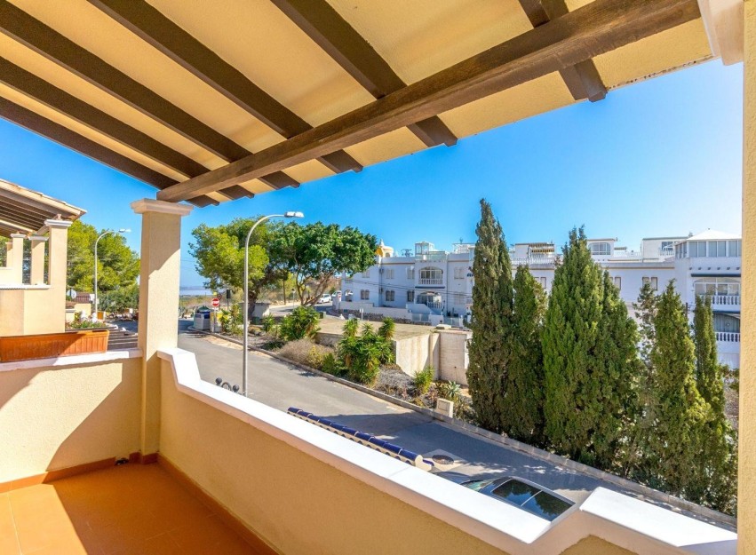 Herverkoop - Villa - Orihuela Costa - Villamartín