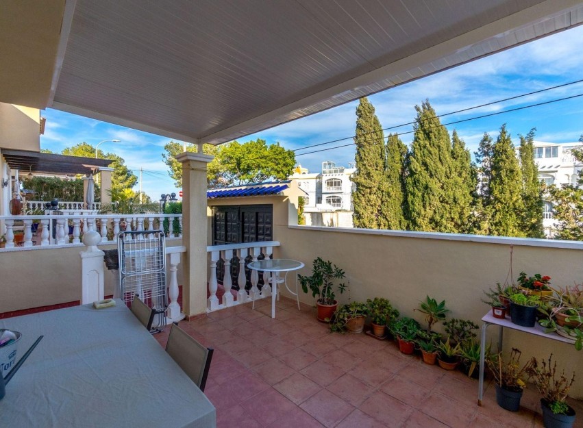 Herverkoop - Villa - Orihuela Costa - Villamartín