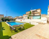 Herverkoop - Villa - Orihuela Costa - Villamartín