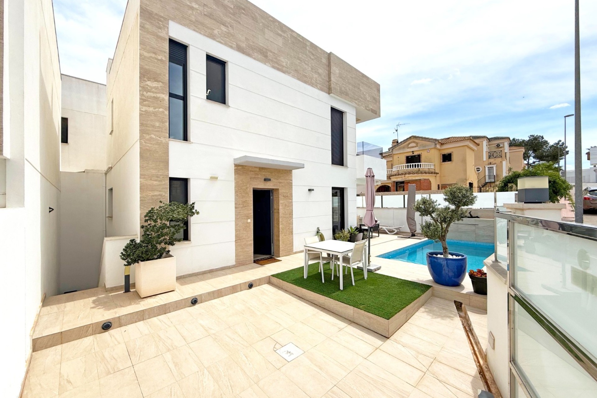 Herverkoop - Villa - Orihuela Costa - Villamartín
