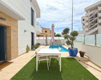 Herverkoop - Villa - Orihuela Costa - Villamartín
