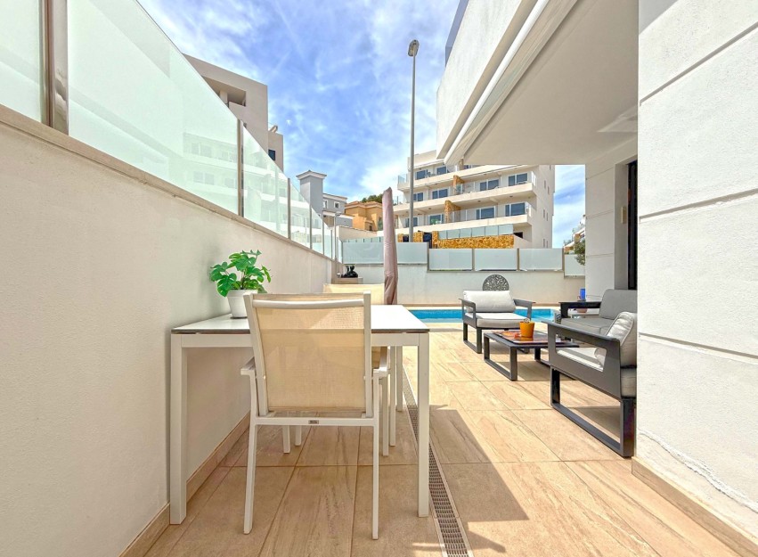 Herverkoop - Villa - Orihuela Costa - Villamartín