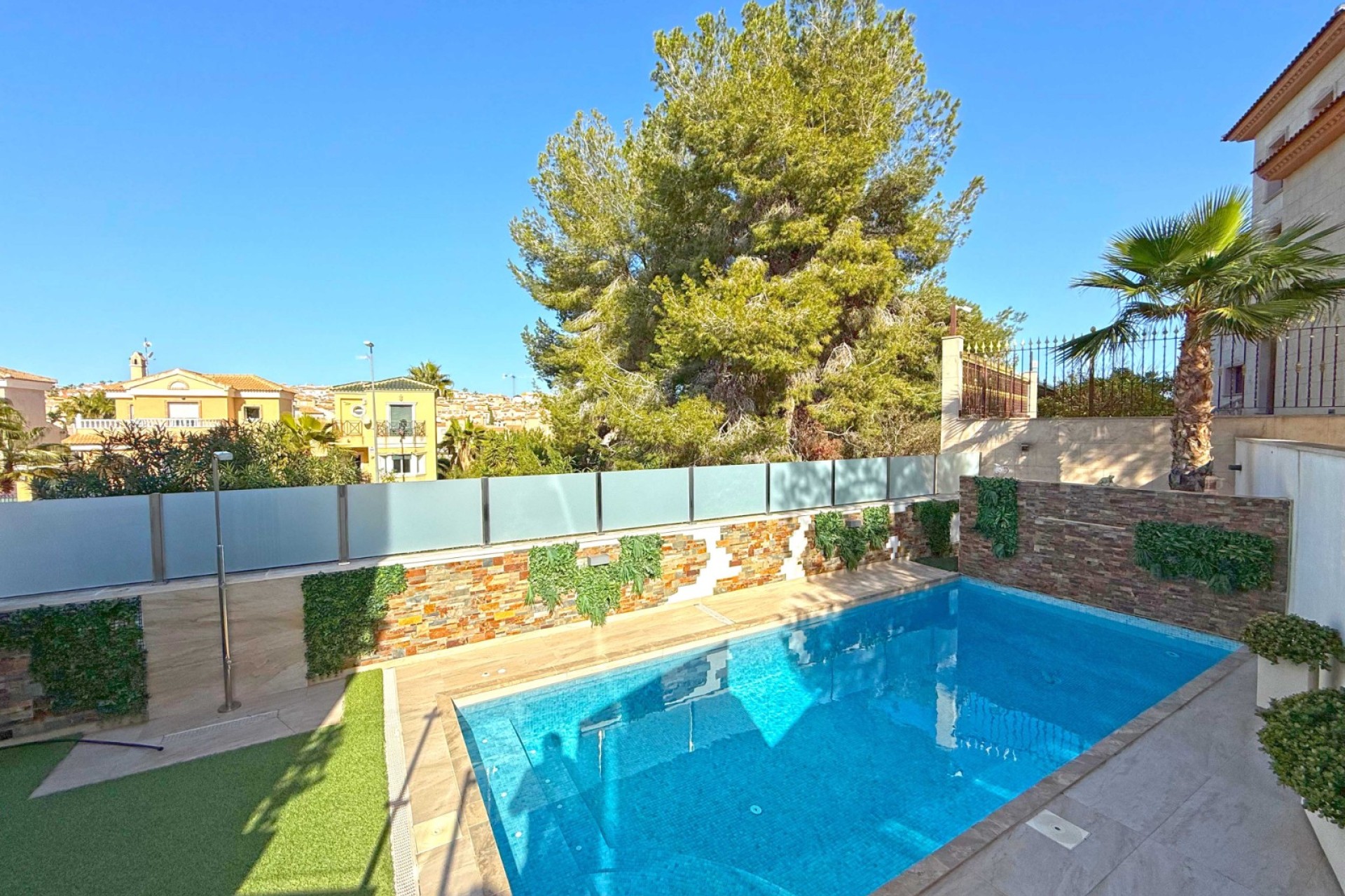 Herverkoop - Villa - Orihuela Costa - Villamartín