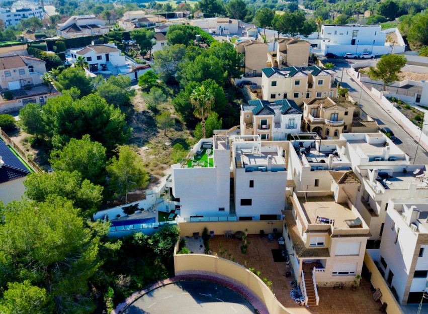 Herverkoop - Villa - Orihuela Costa - Villamartín