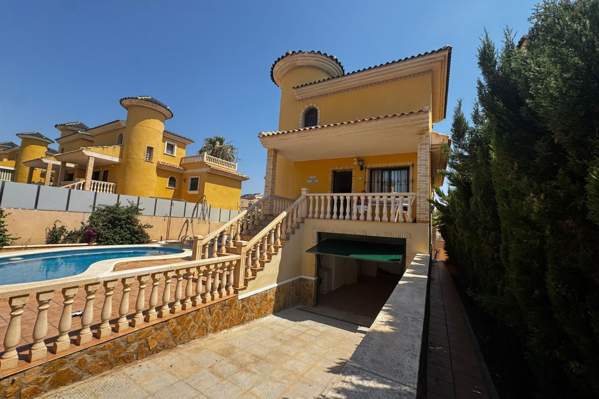 Herverkoop - Villa - Orihuela Costa - Villamartín