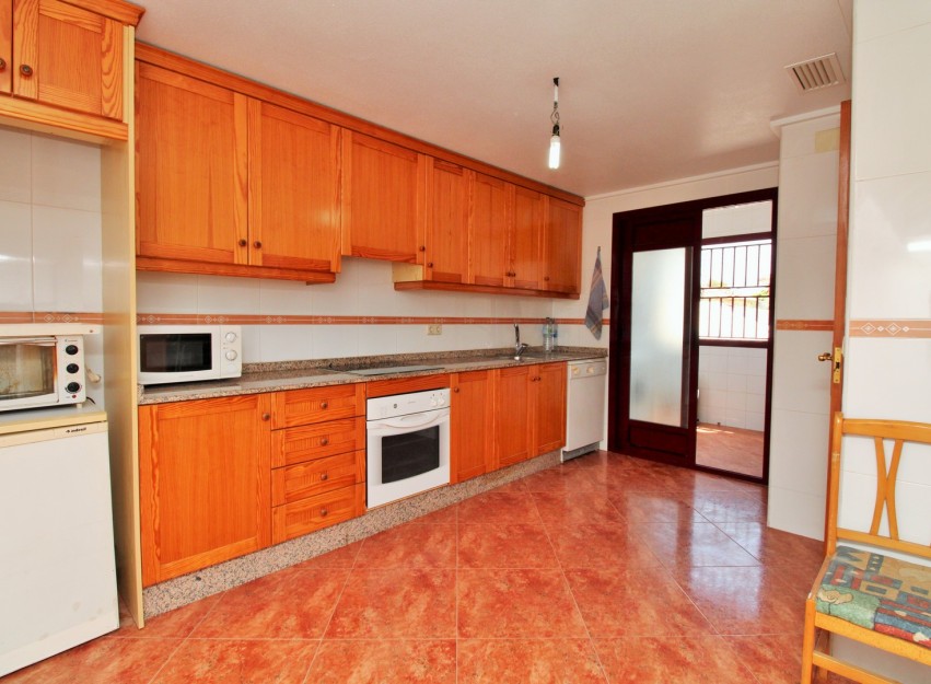 Herverkoop - Villa - Orihuela - Los Desamparados
